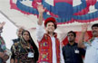 Not possible to run Gujarat via remote control, says Rahul